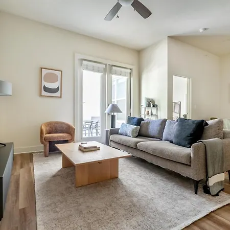 Central Domain 2Br W Pool Wd Gym Atx-204